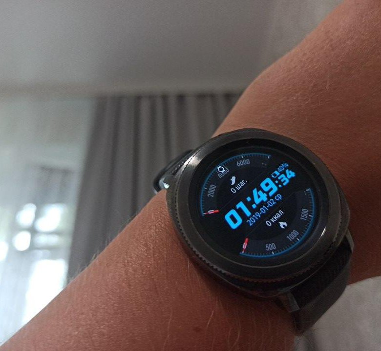Samsung gear sport купить. Gear Sport реальные фото.