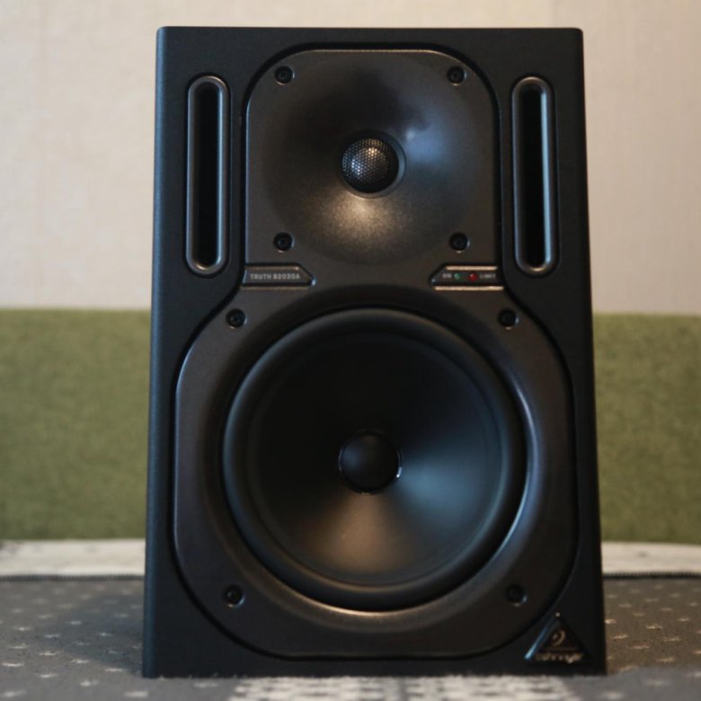 Behringer активный монитор. Behringer 2030a. Behringer truth b2031a. Behringer truth b2031a. Behringer truth b1031a.