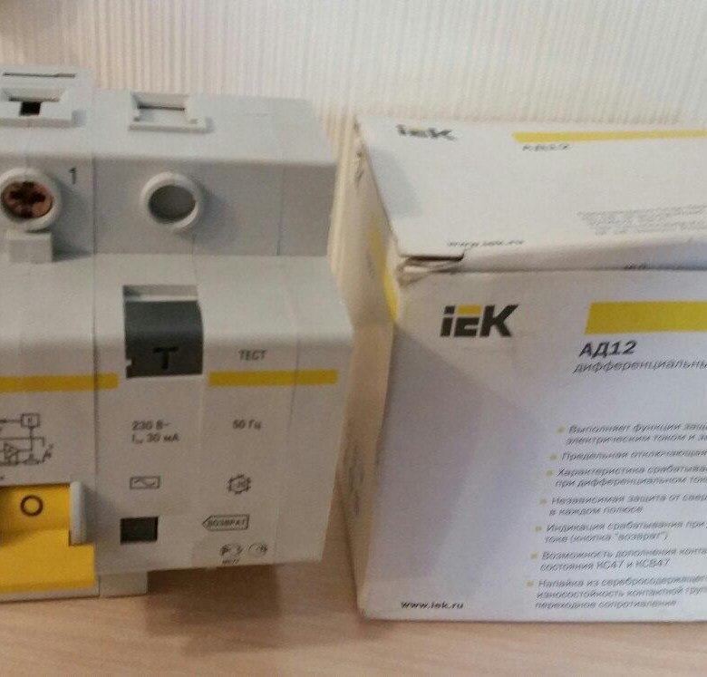 Дифавтомат iek. ИЭК автоматы ад12. Диф автомат IEK ад12. Дифференциальный автомат IEK ад 12. Изк ад12 с50.