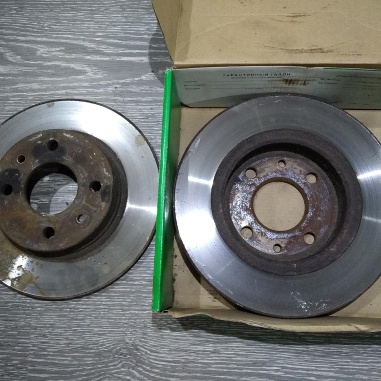 Тормозные диски ваз 2108 r13. Задний тормозной диск ВАЗ 2108. Тормозной диск ВАЗ 2108.