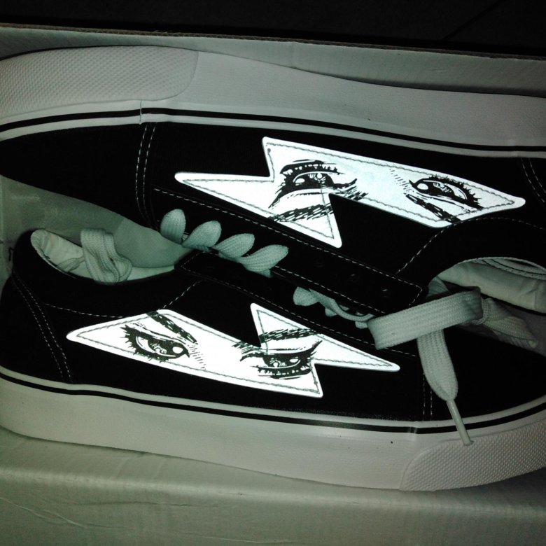 Last seen. Last seen Reflective кеды vans. Кеды vans рефлективные. Vans рефлектив бензиновый. Неоригинальная коробка vans.