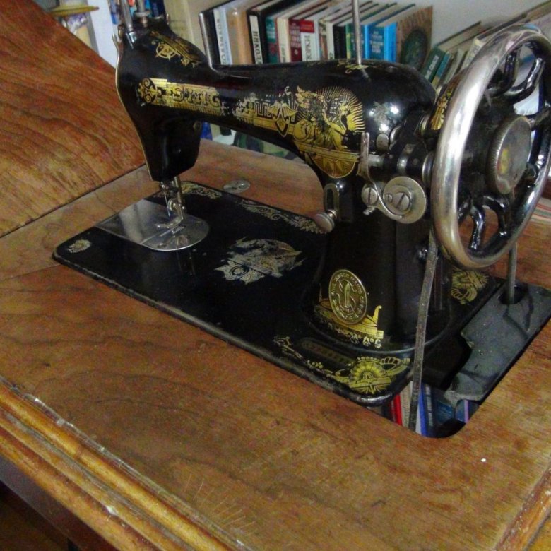 Швейная машинка зингера 1841. Товар зингер. Продать машинку зингер. Zinger швейная машинка а3535836. Швейная машинка зингера 1841.