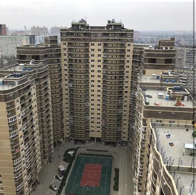 Фото на крыше краснодар Квартира, 1 комната, 41 м² - купить в Краснодаре, цена 15 000 руб., продано 8 ок