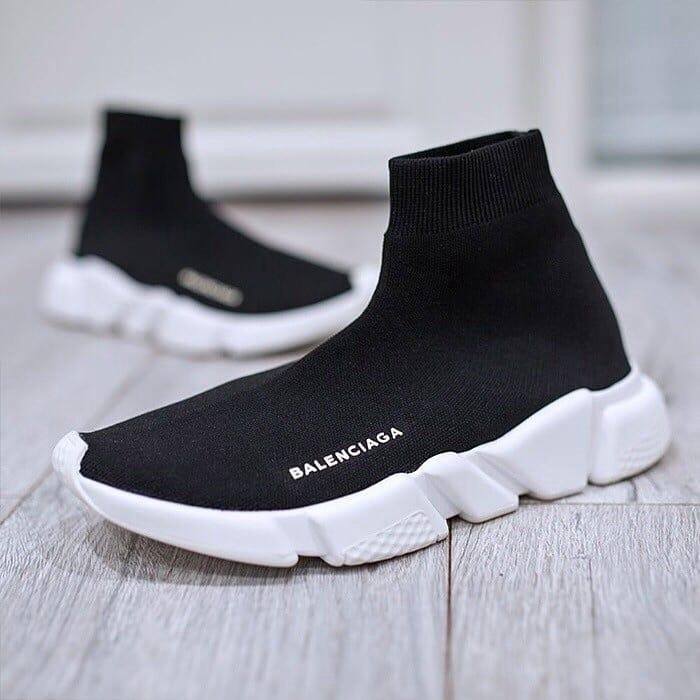 Balenciaga перевод