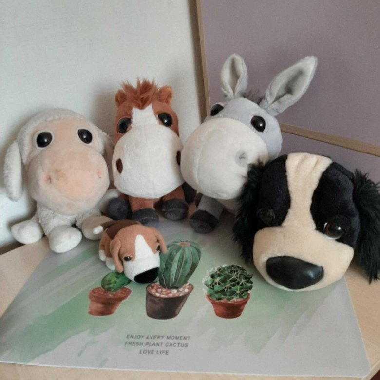 Игрушки из дикси мягкие 2022. Дикси игрушки. Игрушки из дикси. Плюшевые игрушки из дикси. Дикси игрушки.