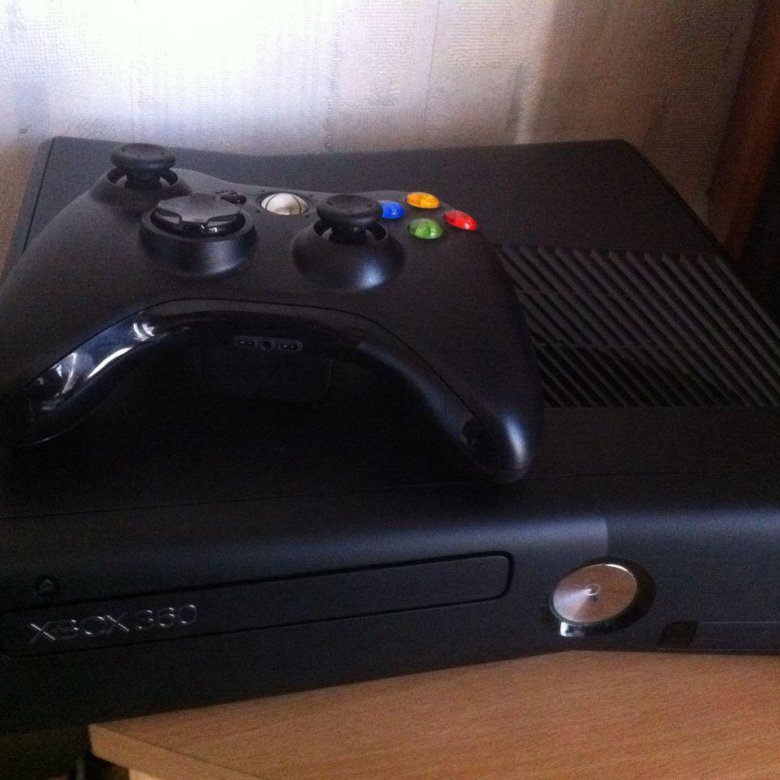 Xbox 360 slim фото