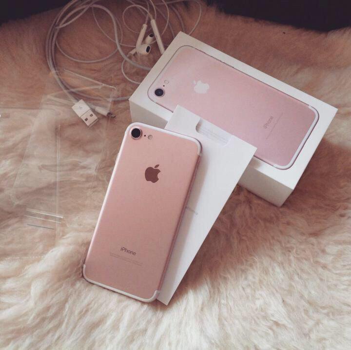 Айфон 13 256 гб розовый. Iphone 7 розовый полный комплект. Iphone 13 256 розовый купить фото.