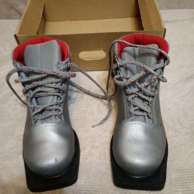 Ботинки 36 размер. Треккинговые ботинки мамут. Лыжные ботинки мужские 36 размер. Купить горнолыжные ботинки женские горно-алтайск 36размер. Шаговита полуботинки для мужчин 7148.