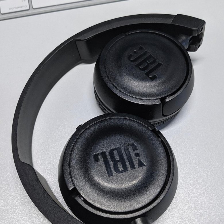 Jbl 450 bt. JBL t450bt. Наушники JBL 450bt. JBL-ка t450bt.