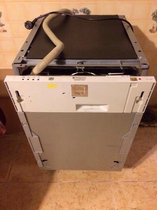 Cis li. Cis li 480a. Hotpoint ariston cis li 480 a. Посудомоечная машина аристон li 480 a. Аристон посудомоечная машина cis li 420.