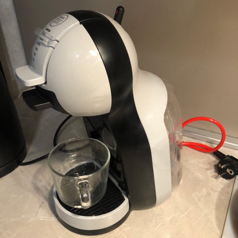 Krups kp mini me. Капсульная кофемашина Krups Mini me kp123b10. Кофемашина Dolce gusto minime kp123b10. Krups kr123b10.