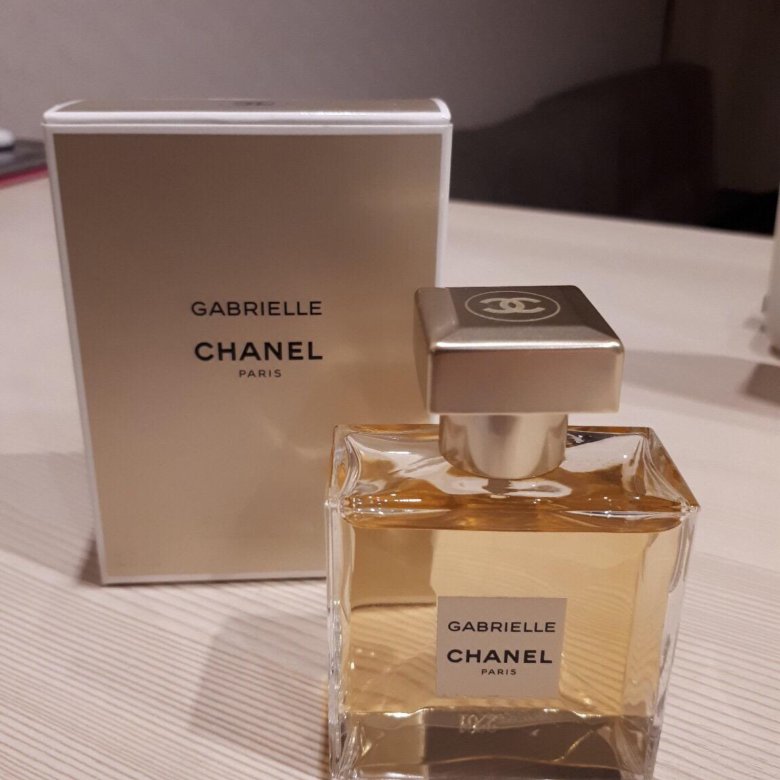 Золотое яблоко шанель мужской. Gabrielle Chanel.