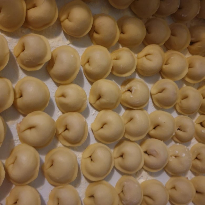 Пельмени домашние ручной лепки,выпечка – купить в Хотьково, цена 450 ...