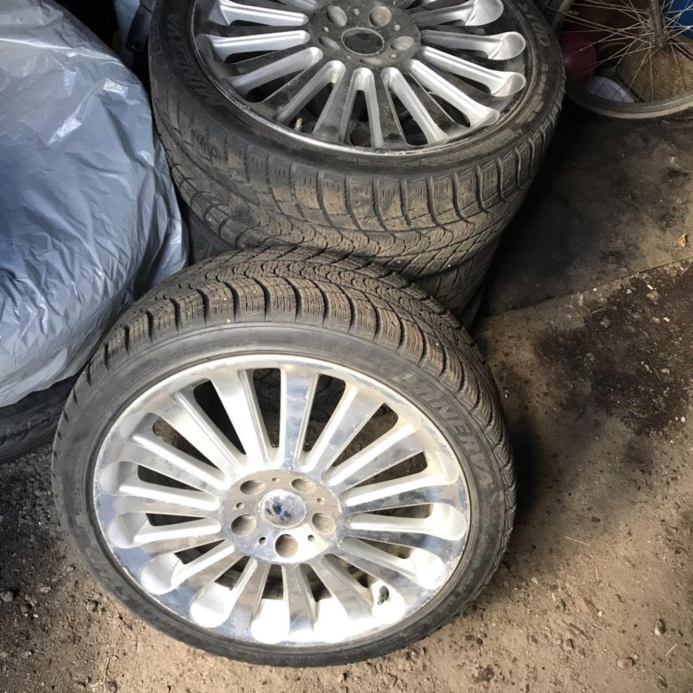 R18 зима. 225/40 R18 зима. 225 40 18 Зима. Диски r18 зима. Шины 225 40 r20 с шипами.