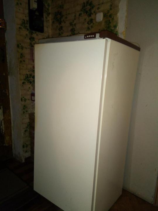 Орск 8 апреля. Холодильник Орск. Холодильник Орск старый. Верхняя передняя накладка на холодильник Орск 220.
