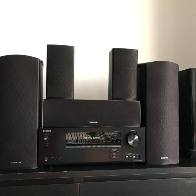 Ht s100f отзывы. Onkyo HT-s5805. Onkyo HT-s5805 колонки. Onkyo HT-s5915. Комплект Onkyo HT-s5805.