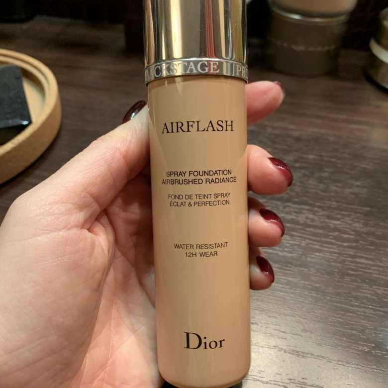 Dior Backstage Airflash the iconic spray foundation inspired by Backstage  makeup techniques  DIOR
