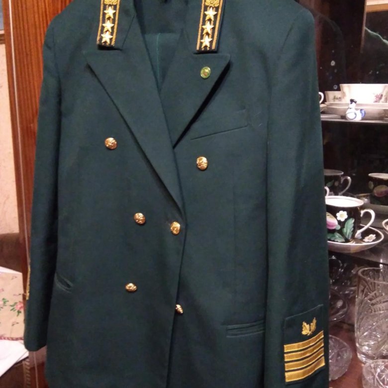 Костюм лесника, р. 54,рост194 – купить в Москве, цена 3 999 руб., дата ...