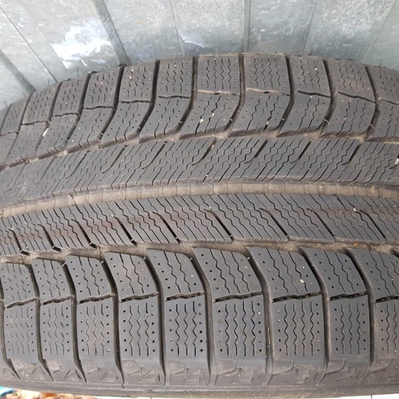 235 50 r19 зимние. Мишлен 255/50/19 зима. Michelin Latitude x-Ice 2.