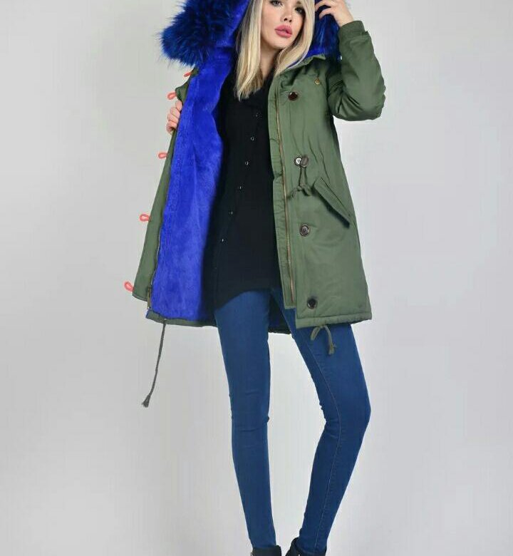 Парка синим мехом. Голубая парка с мехом. Парка с синим мехом. Парка с синим мехом. Парка с мехом.