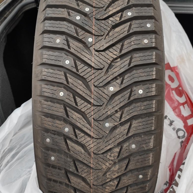 Kumho wintercraft ice wi32 xl. Кумхо Винтер крафт айс wi31. Kumho WINTERCRAFT Ice wi31. Kumho WINTERCRAFT Ice wi32. Marshal WINTERCRAFT Ice wi31.