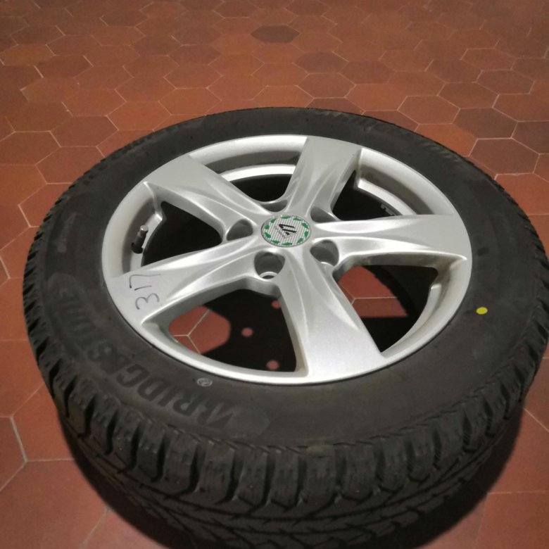 Колеса 205 55 r15. Колеса 205 55 r15
