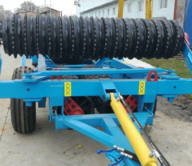 342 900