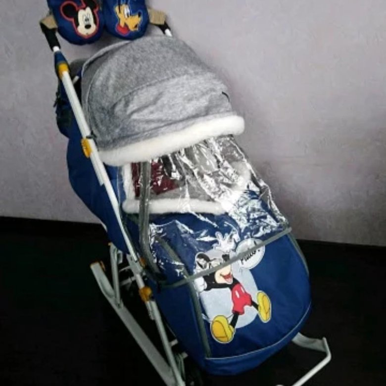 Санки коляска disney baby 1. Санки коляска Микки Маус. Санки-коляска "Disney Baby" 2. Санки коляска Ника с Микки Маусом. Санки коляска Ника Disney Baby Микки Маус.