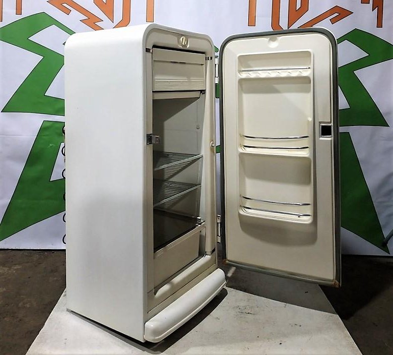 Купить холодильник б у в новосибирске. Холодильник б/y. Холодильник бу. Холодильник Тула. Холодильник б/у за 1500 рублей.