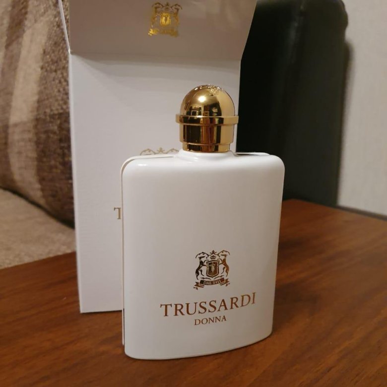 Труссарди донна описание. Trussardi Donna EDP (100 мл). Труссарди Донна 25 ml. Trussardi Donna 100ml EDP New. Trussardi Donna Fresh 100 ml.