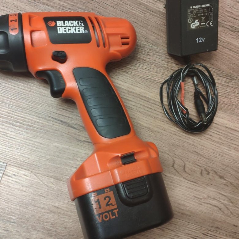 Шуруповерт black decker. Black Decker kc1261f шуруповерт. Black Decker epc126. Шуруповерт блек Декер 12в ЕПЦ 126. Муфта шуруповерта Black Decker hp146f3.