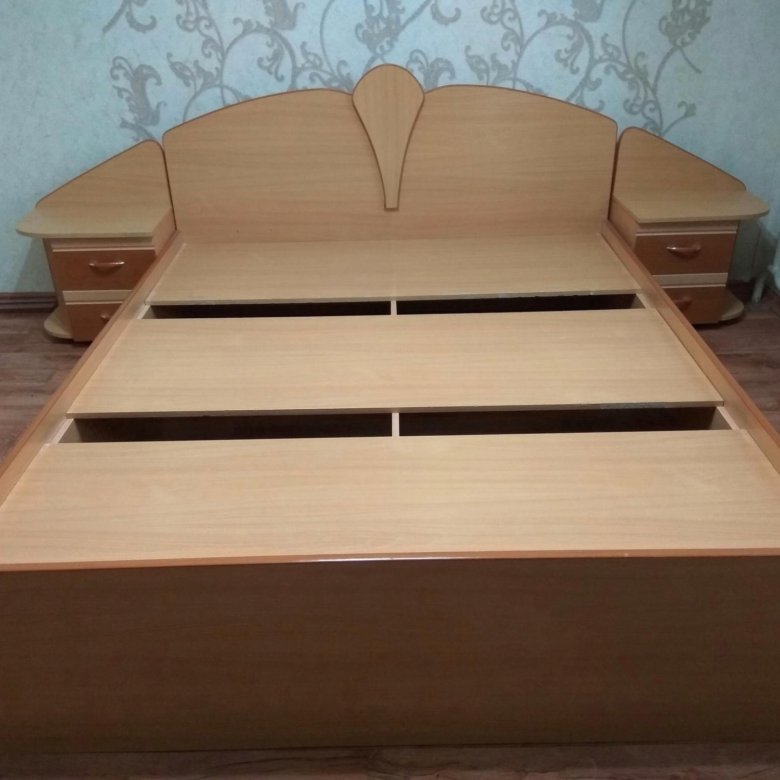 Авито ульяновск кровати. Авито кровать. Кровать авито 2000 Новокузнецк авито. Детские кровати в но Новочебоксарске