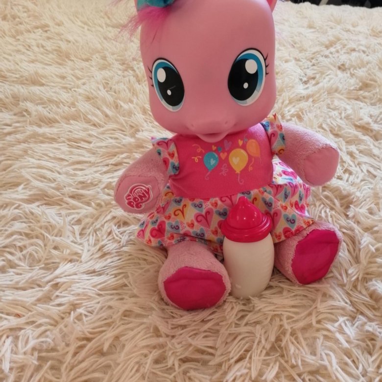 Малышка пинки пай. Малышка пинки пай. Игрушка hasbro my little pony пони малыш e5107. Малютка пинки пай игрушка. Малышка пинки пай интерактивная игрушка.