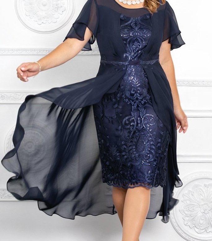 Элегантное вечернее платье для женщины 50 лет