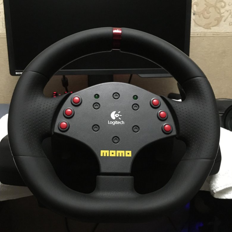 Momo racing купить. Руль Logitech Momo Racing Force. Руль Logitech Momo Racing Force feedback Wheel. Momo Racing Force feedback Wheel. Logitech Momo Racing Wheel Wingman.