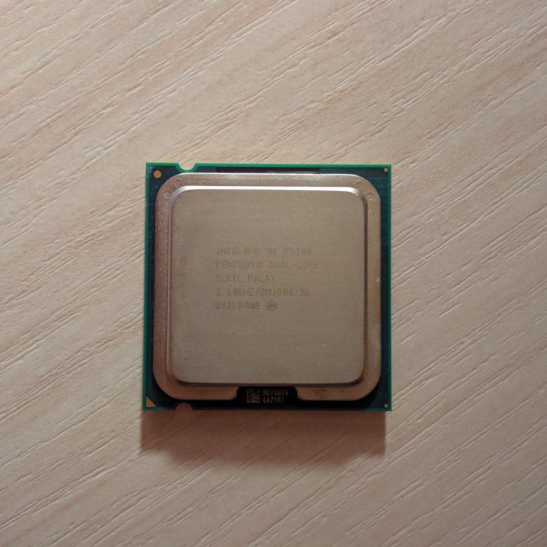 E5300 dual core. Intel Pentium Dual Core e5300.