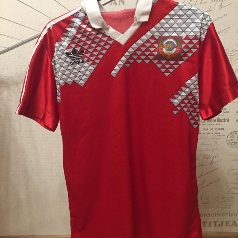 Майка сборной СССР по футболу – купить в Москве, цена 10 руб., продано ...