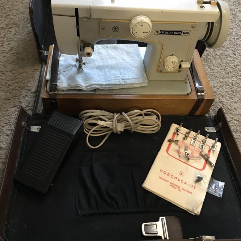 Швейная машинка чайка 132. Швейная машинка подольск 132. Швейная машинка подольск 132. Подольск 132 швейная машина. Подольск 132.