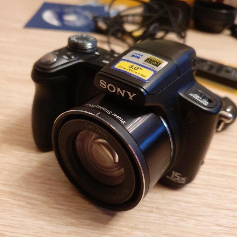 Продам цифровой фотоаппарат SONY DSC-H50