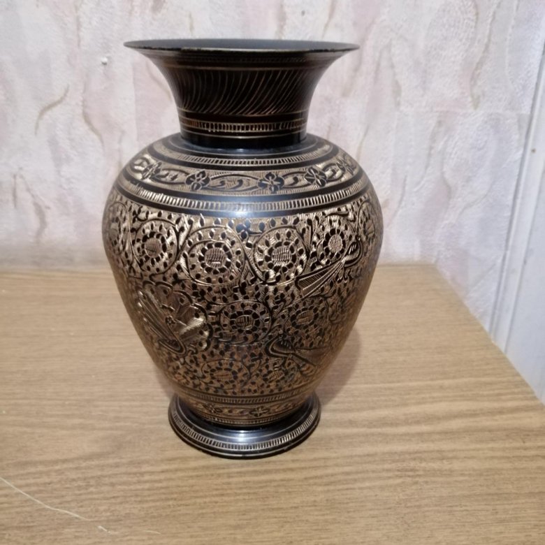 Индийские вазы из латуни фото