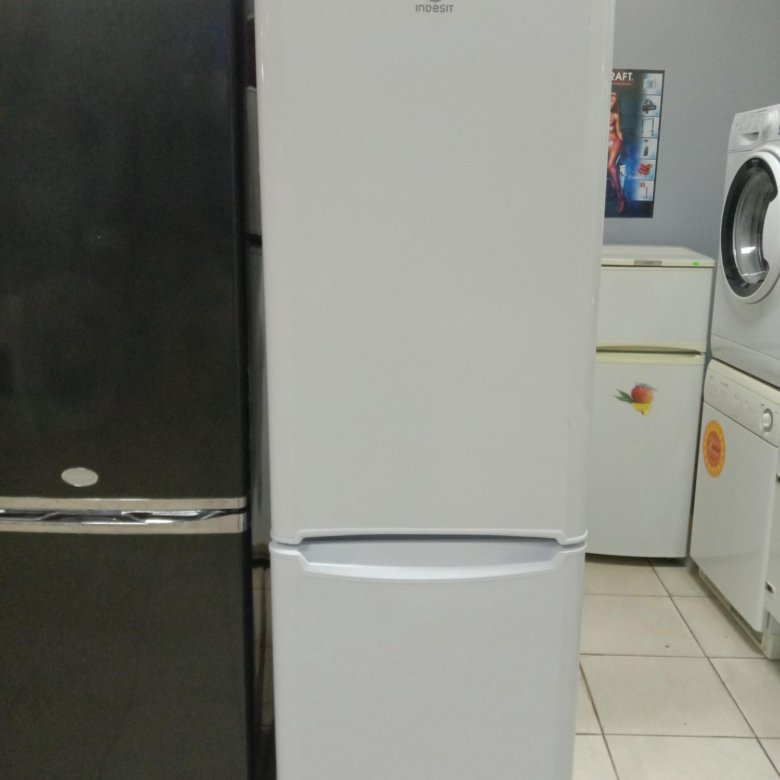 Холодильник вес кг. Индезит высота холодильника двухкамерный185см. Вес холодильника Индезит 2 метра. Вес холодильника Индезит 1.6. Вес холодильника Индезит 2 метра двухкамерный.