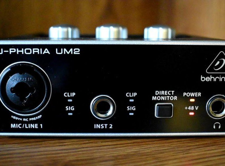 Внешняя звуковая карта behringer u phoria um2