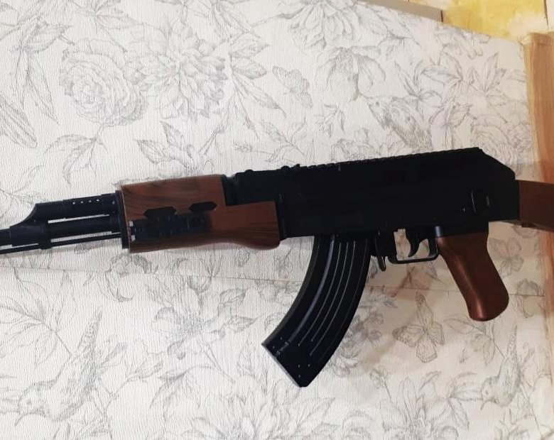 Автомат Калашникова стреляющий орбизами CYMA AK-47 для гидробола