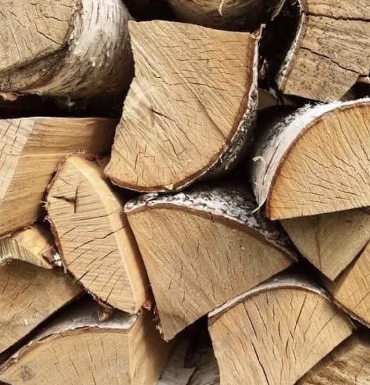 дрова казань экспресс. берёзовые дрова систо-палкино. берёзовые дрова в каменке. куча дров. 5 куба дров.