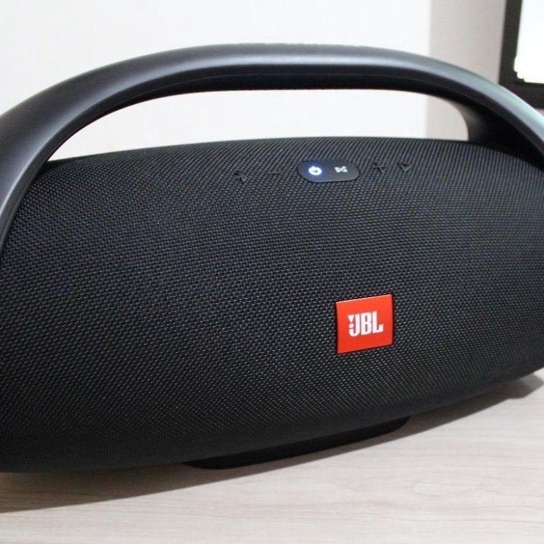 Колонка минск. Бумбокс колонка не JBL. JBL Boombox аналоги. Джибиэль колонка оригинал большая. Оригинальный динамик на колонку ДЖБЛ Бумбокс.