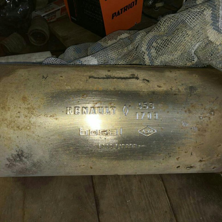Рено логан газы выхлопные. Выхлопная система Рено Симбол 1.4 16 клапанной