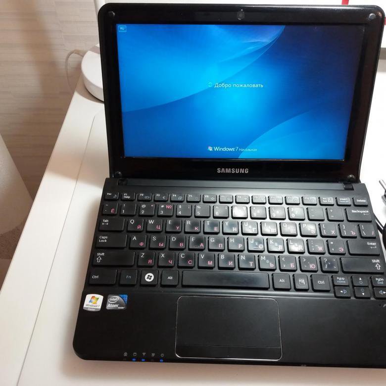 Нс 110. Samsung NP-nc110. Netbook Samsung nc110. Ноутбук Samsung NP nc110. Ноутбук самсунг nc110 характеристики.