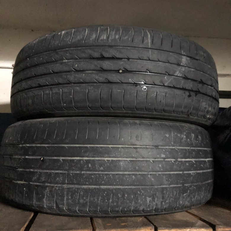 Yokohama advan sport v102