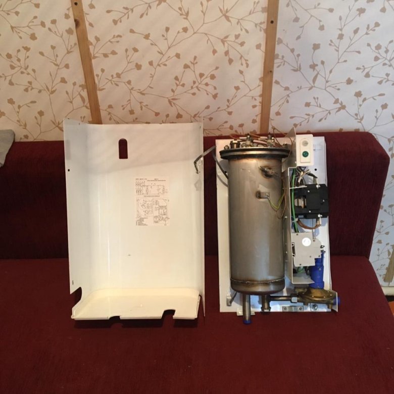 Поточный выключатель 09. Водонагреватель проточный гродторгмаш эвпз-15. Эвпз 15. Электроводонагреватель эвпз-15. Эвпз 15.