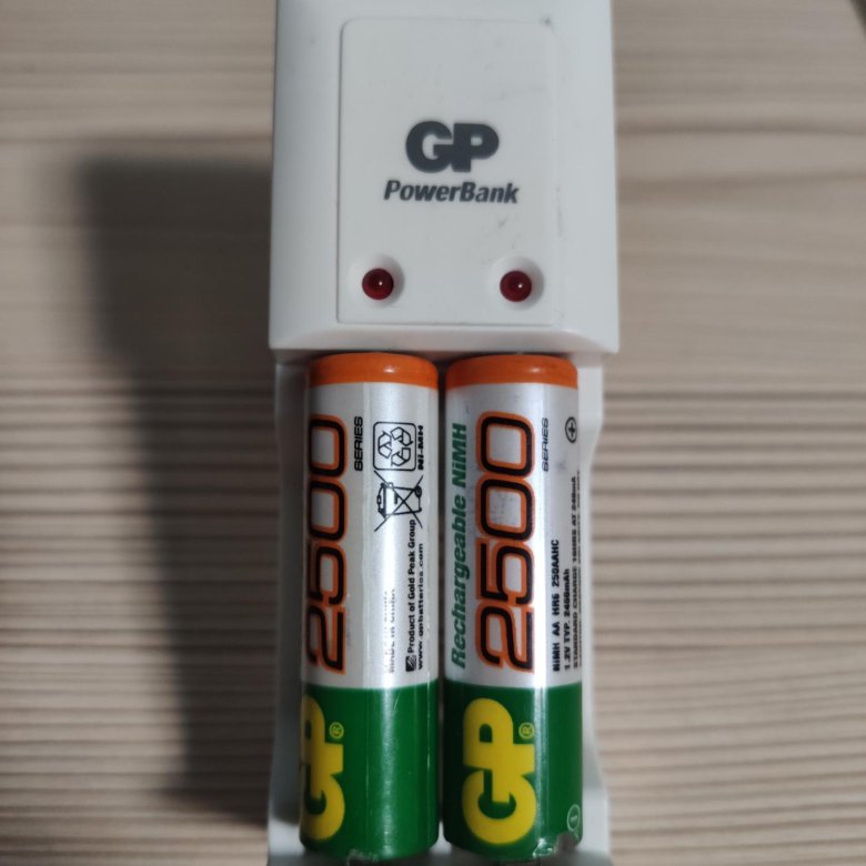 Зарядное устройство gp powerbank s330